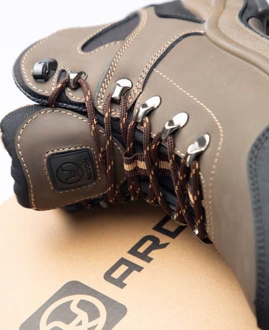 Bocanci drumeție unisex nubuck Grinder - Hai-afara.com I Echipament de trekking, drumeții, cățărări, outdoor