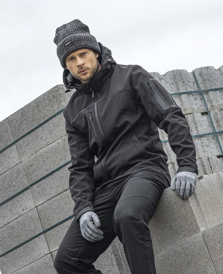 Jachetă de iarnă softshell ARDON®SPIRIT WINTER neagră - Hai-afara.com I Echipament pentru trekking, drumeții, cățărări, outdoor